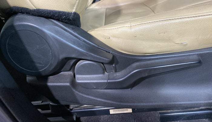 2021 Honda City 1.5L I-VTEC ZX CVT, Petrol, Automatic, 75,219 km, Driver Side Adjustment Panel