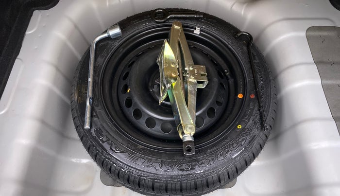 2017 Hyundai Xcent S 1.2, Petrol, Manual, 42,035 km, Spare Tyre