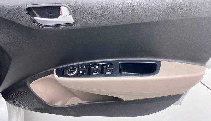 2017 Hyundai Xcent S 1.2, Petrol, Manual, 42,035 km, Driver Side Door Panels Control