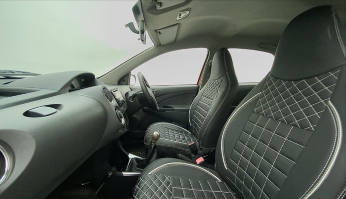 2012 Toyota Etios G, Petrol, Manual, 57,600 km, Right Side Front Door Cabin