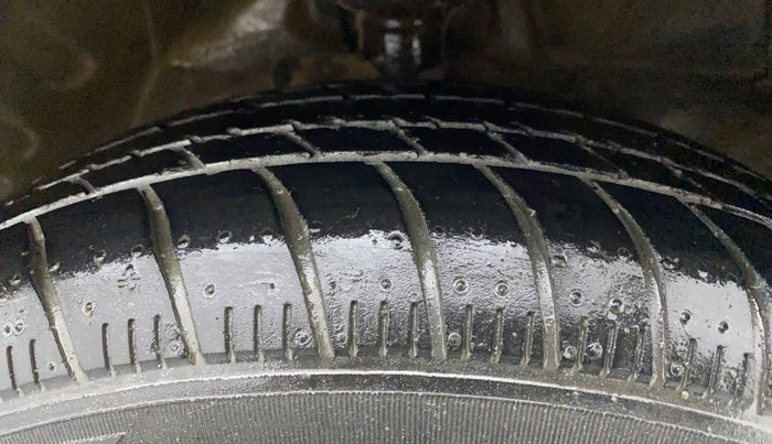 2021 Maruti Celerio VXI CNG, CNG, Manual, 58,671 km, Right Front Tyre Tread