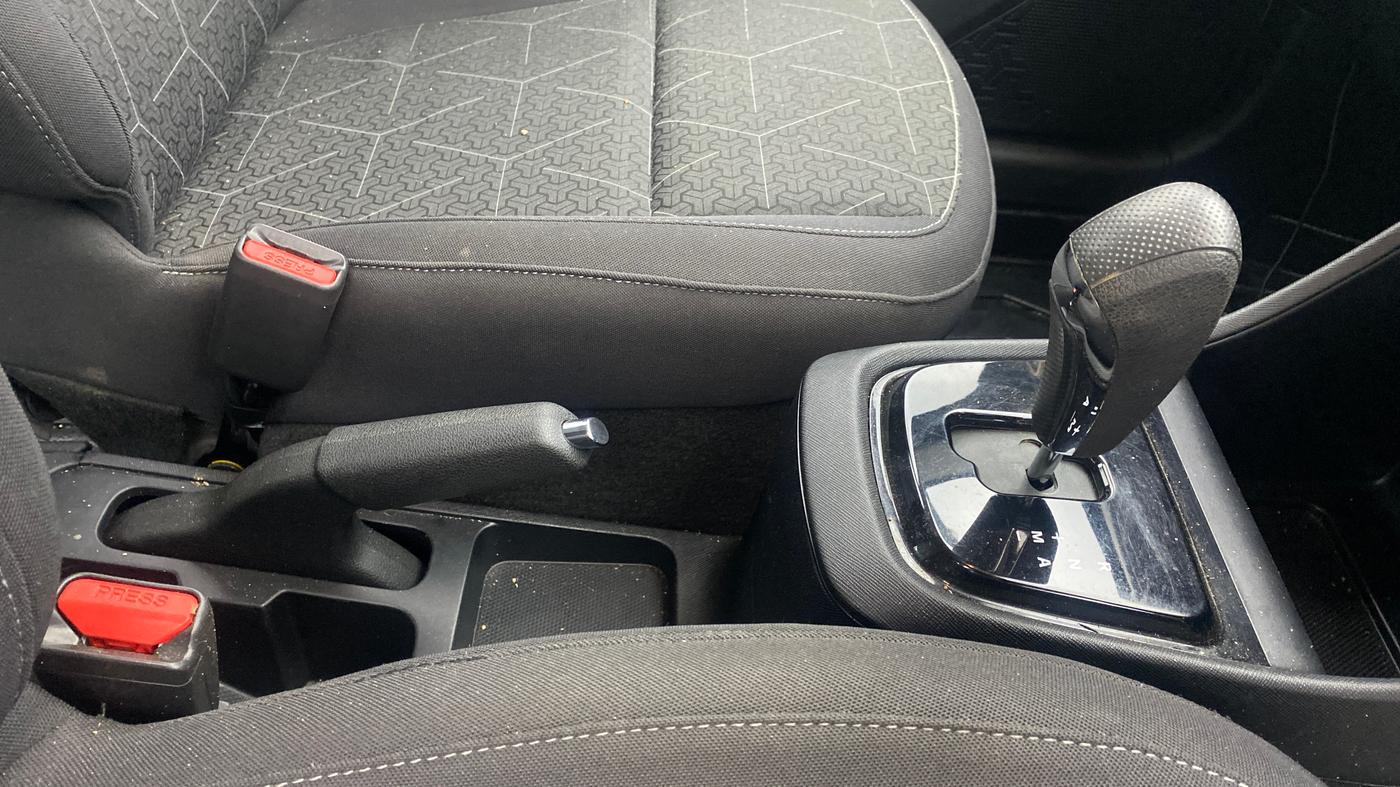 2021 Tata PUNCH ACCOMPLISHED AMT, Petrol, Automatic, 26,218 km, Gear Lever