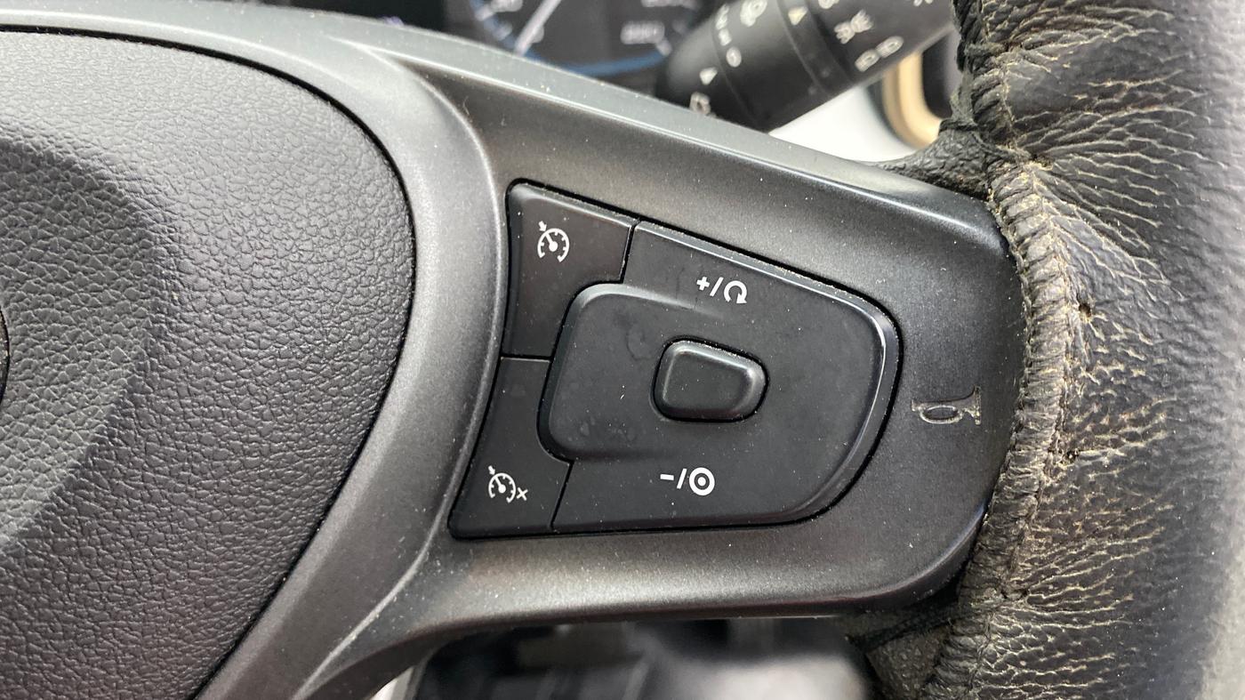 2021 Tata PUNCH ACCOMPLISHED AMT, Petrol, Automatic, 26,218 km, Adaptive Cruise Control