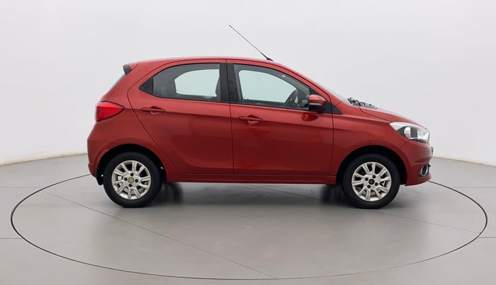 2016 Tata Tiago XZ PETROL, Petrol, Manual, 65,210 km, Right Side View