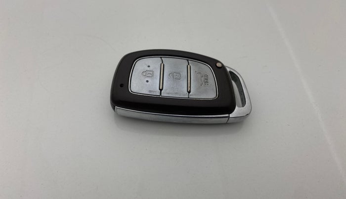 2018 Hyundai Creta SX AT 1.6 PETROL, Petrol, Automatic, 65,464 km, Key Close Up