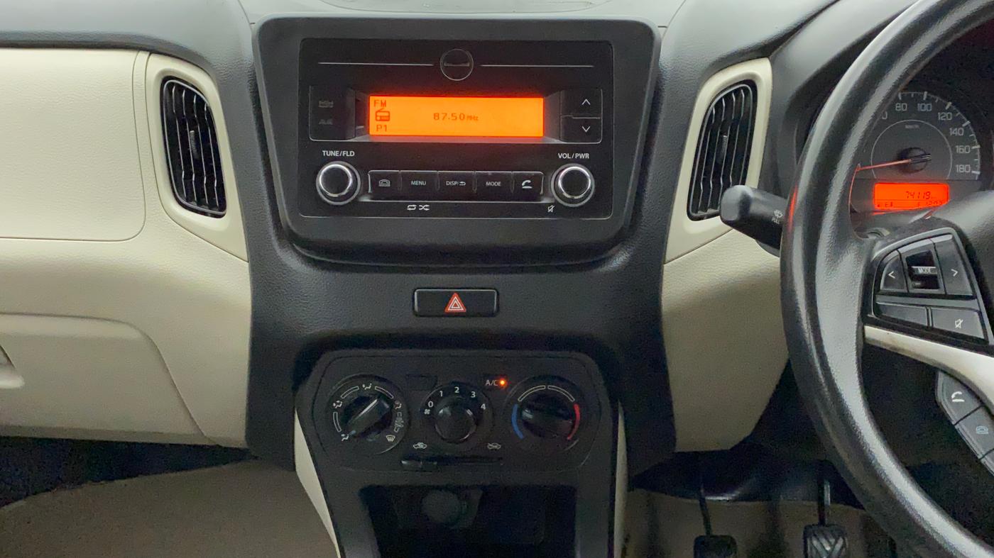 2019 Maruti New Wagon-R VXI 1.2, CNG, Manual, 74,156 km, Air Conditioner