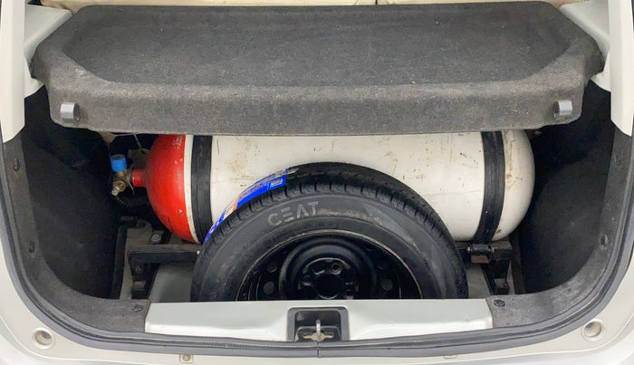 2019 Maruti New Wagon-R VXI 1.2, CNG, Manual, 74,156 km, Boot Inside