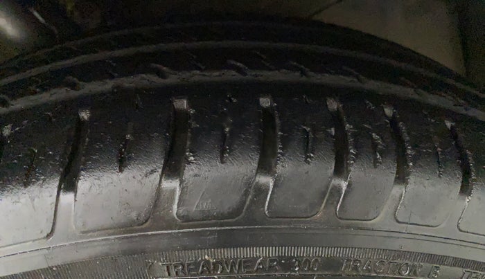 2019 Maruti Swift VXI, Petrol, Manual, 52,797 km, Left Rear Tyre Tread