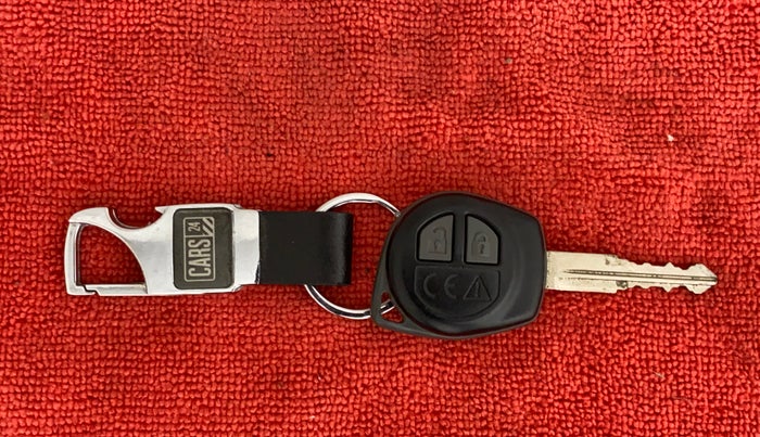 2019 Maruti Swift VXI, Petrol, Manual, 52,797 km, Key Close Up