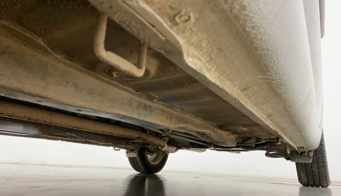 2016 Maruti Ciaz ZDI SHVS, Diesel, Manual, 90,007 km, Right Side Underbody
