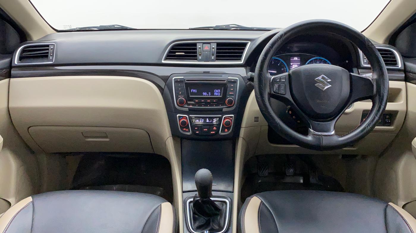 2016 Maruti Ciaz ZDI SHVS, Diesel, Manual, 90,007 km, Dashboard