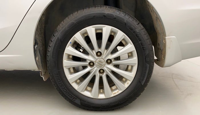 2016 Maruti Ciaz ZDI SHVS, Diesel, Manual, 90,007 km, Left Rear Wheel