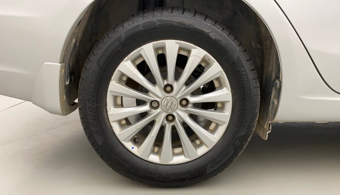 2016 Maruti Ciaz ZDI SHVS, Diesel, Manual, 90,007 km, Right Rear Wheel