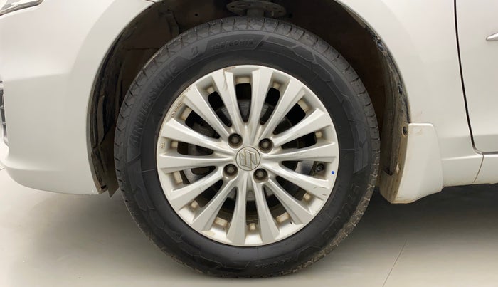 2016 Maruti Ciaz ZDI SHVS, Diesel, Manual, 90,007 km, Left Front Wheel