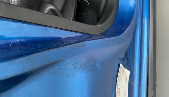 2018 Maruti IGNIS ZETA 1.2 AMT DUAL TONE, Petrol, Automatic, 98,476 km, Right B pillar - Slightly dented