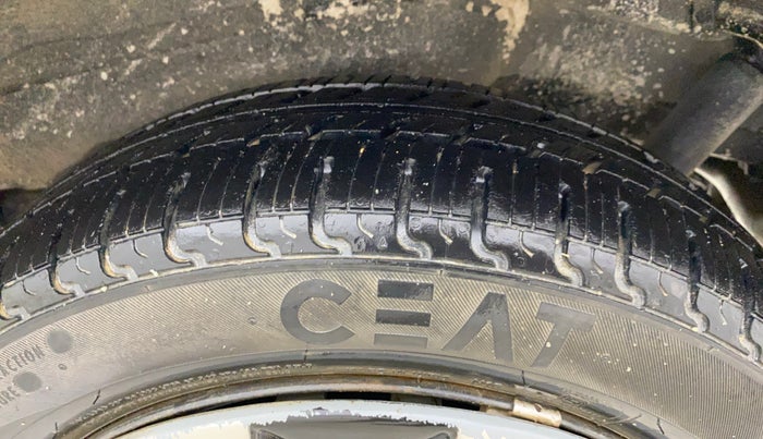 2015 Maruti Wagon R 1.0 VXI, Petrol, Manual, 89,912 km, Left Rear Tyre Tread