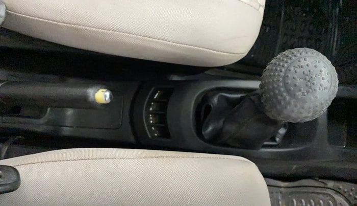 2015 Maruti Wagon R 1.0 VXI, Petrol, Manual, 89,912 km, Gear Lever