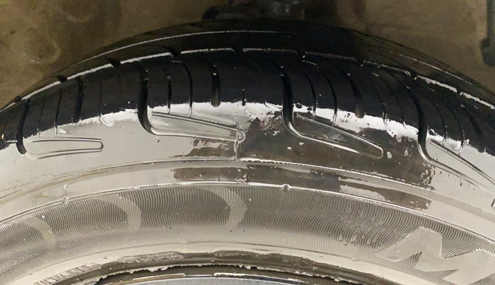 2019 Maruti Celerio X ZXI, CNG, Manual, 91,877 km, Right Front Tyre Tread