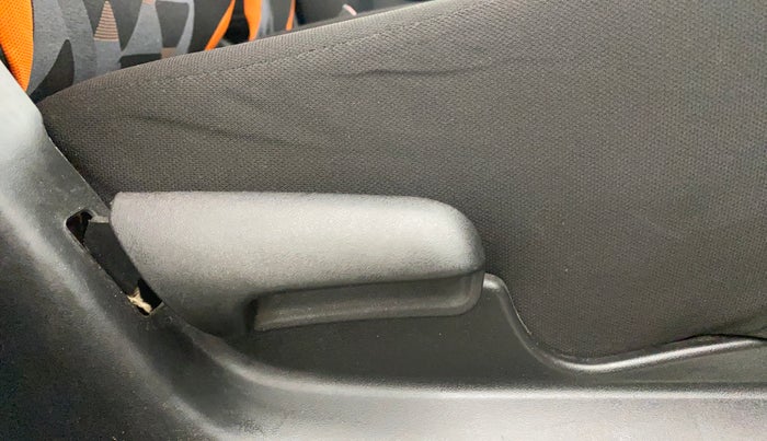2019 Maruti Celerio X ZXI, CNG, Manual, 91,877 km, Driver Side Adjustment Panel