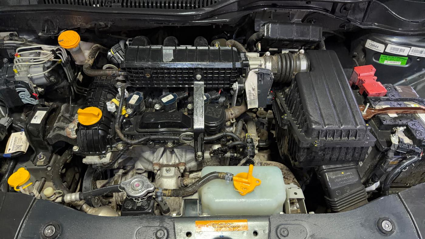 2023 Tata ALTROZ XZ + SUNROOF, Petrol, Manual, 26,172 km, Engine View