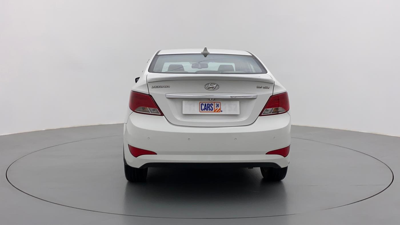 2017 Hyundai Verna FLUIDIC 1.6 SX VTVT, Petrol, Manual, 71,610 km, Back/Rear