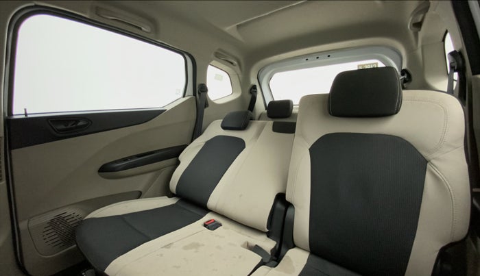 2021 Renault TRIBER RXT AMT, Petrol, Automatic, 27,266 km, Reclining Back Row Seats