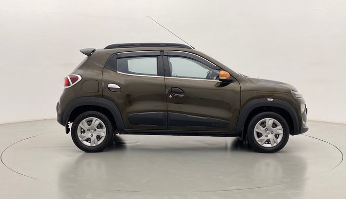 2020 Renault Kwid 1.0 RXT Opt, Petrol, Manual, 19,142 km, Right Side View