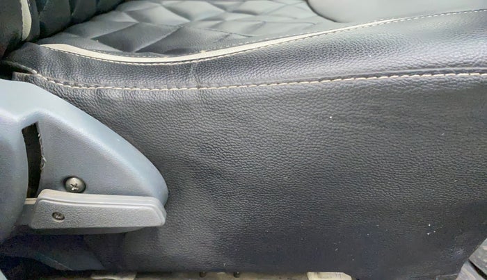 2014 Maruti Alto 800 LXI, Petrol, Manual, 86,350 km, Driver Side Adjustment Panel