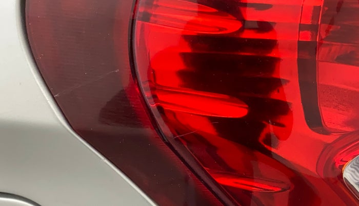 2014 Maruti Alto 800 LXI, Petrol, Manual, 86,350 km, Left tail light - Minor scratches