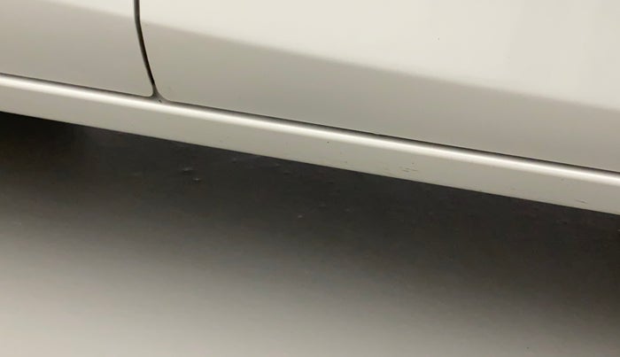 2014 Maruti Alto 800 LXI, Petrol, Manual, 86,350 km, Right running board - Minor scratches