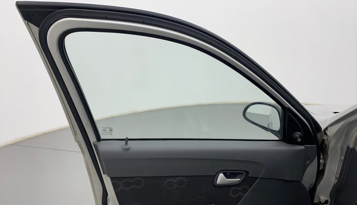 2014 Maruti Alto 800 LXI, Petrol, Manual, 86,350 km, Left front window switch / handle - Power window makes minor noise
