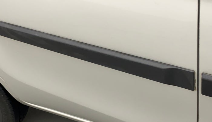 2014 Maruti Alto 800 LXI, Petrol, Manual, 86,350 km, Right rear door - Minor scratches