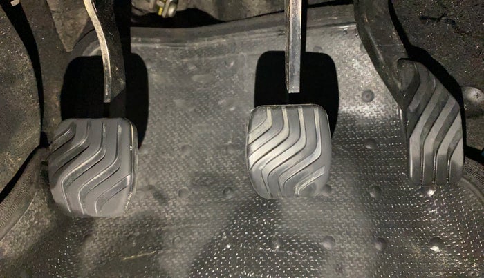 2023 Nissan MAGNITE XE, Petrol, Manual, 60,570 km, Pedals