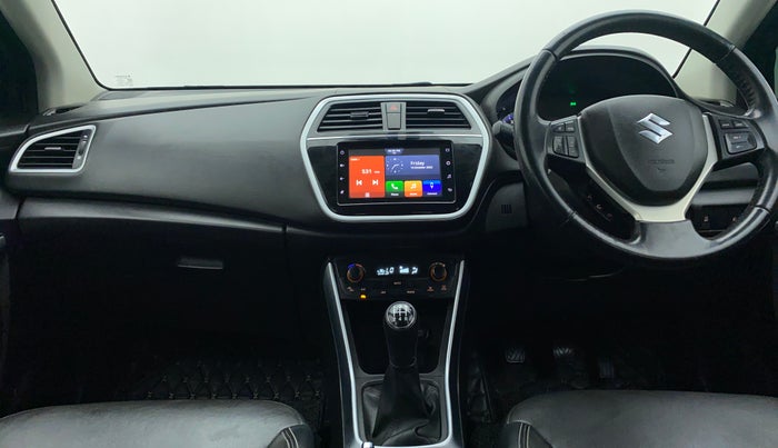 2020 Maruti S Cross ALPHA 1.5 SMART HYBRID, Petrol, Manual, 40,195 km, Dashboard