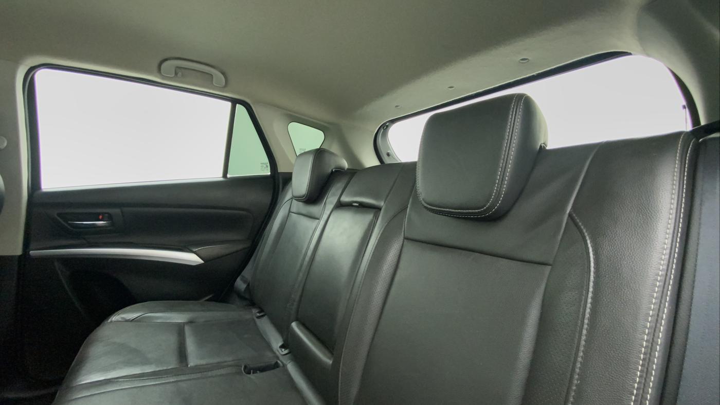 2020 Maruti S Cross ALPHA 1.5 SMART HYBRID, Petrol, Manual, 40,195 km, Right Side Rear Door Cabin