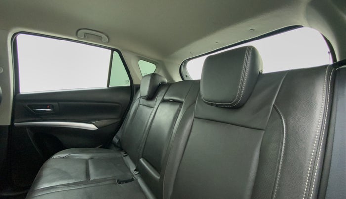 2020 Maruti S Cross ALPHA 1.5 SMART HYBRID, Petrol, Manual, 40,195 km, Right Side Rear Door Cabin