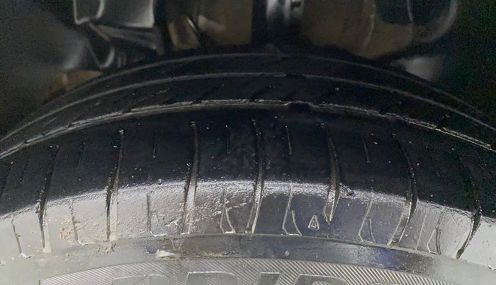2019 Tata Tiago XZ PETROL, CNG, Manual, 65,225 km, Left Front Tyre Tread