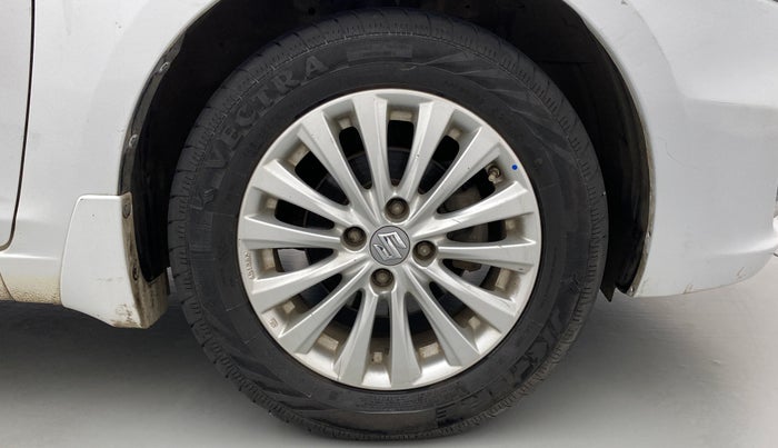 2016 Maruti Ciaz ZXI AT, Petrol, Automatic, 79,664 km, Right Front Wheel