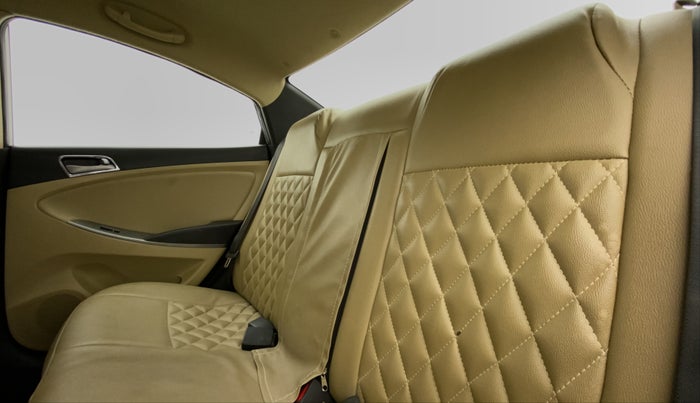 2016 Hyundai Verna FLUIDIC 4S 1.4 VTVT, Petrol, Manual, 65,099 km, Right Side Rear Door Cabin