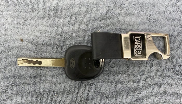 2016 Hyundai Verna FLUIDIC 4S 1.4 VTVT, Petrol, Manual, 65,099 km, Key Close Up