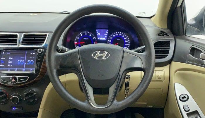 2016 Hyundai Verna FLUIDIC 4S 1.4 VTVT, Petrol, Manual, 65,099 km, Steering Wheel Close Up