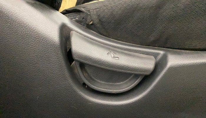 2017 Hyundai Grand i10 SPORTZ 1.2 KAPPA VTVT, Petrol, Manual, 50,031 km, Driver Side Adjustment Panel