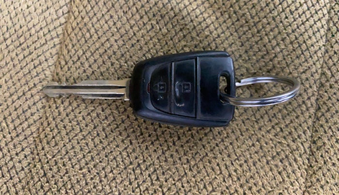 2017 Hyundai Grand i10 SPORTZ 1.2 KAPPA VTVT, Petrol, Manual, 50,031 km, Key Close Up