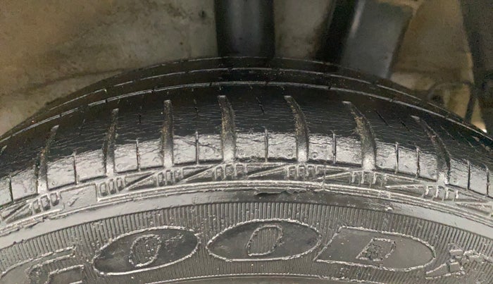 2017 Hyundai Grand i10 SPORTZ 1.2 KAPPA VTVT, Petrol, Manual, 50,031 km, Left Rear Tyre Tread