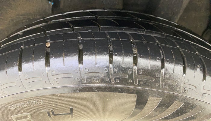 2021 Hyundai AURA S 1.2 CNG, CNG, Manual, 6,916 km, Left Rear Tyre Tread