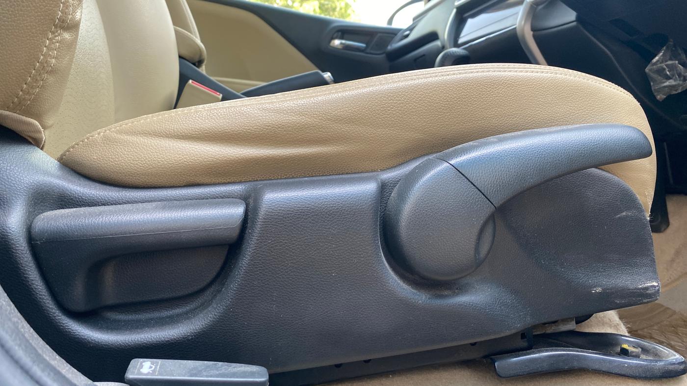 2015 Honda City 1.5L I-VTEC VX CVT, Petrol, Automatic, 67,401 km, Driver Side Adjustment Panel