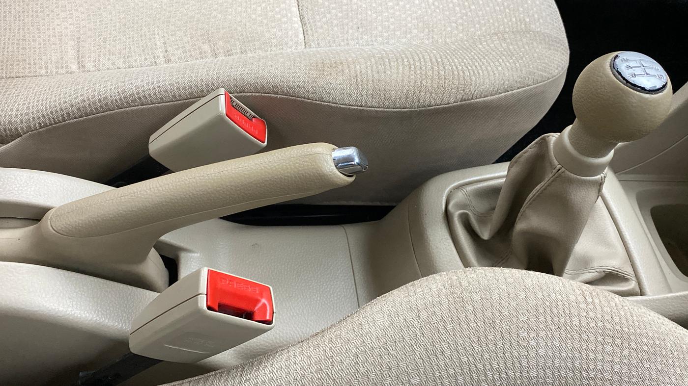 2014 Maruti Swift Dzire VXI, Petrol, Manual, 56,455 km, Gear Lever