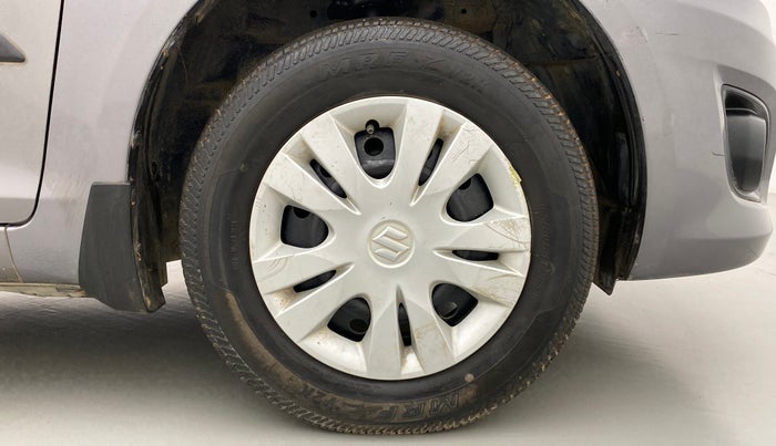 2014 Maruti Swift Dzire VXI, Petrol, Manual, 56,455 km, Right Front Wheel