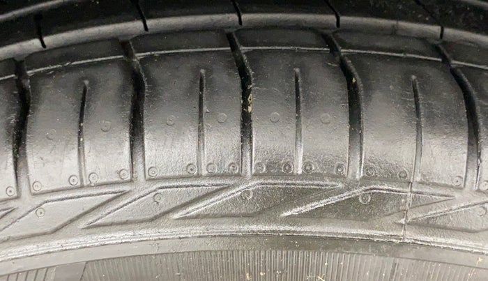 2023 Tata NEXON XZA PLUS PETROL, Petrol, Automatic, 16,237 km, Right Front Tyre Tread