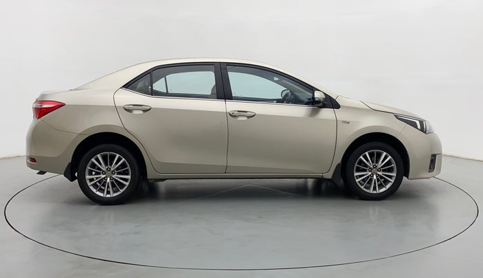 2015 Toyota Corolla Altis VL AT, Petrol, Automatic, 88,494 km, Right Side